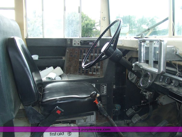 image for item 6000 1989 Chevrolet S6000 Wayne body bus