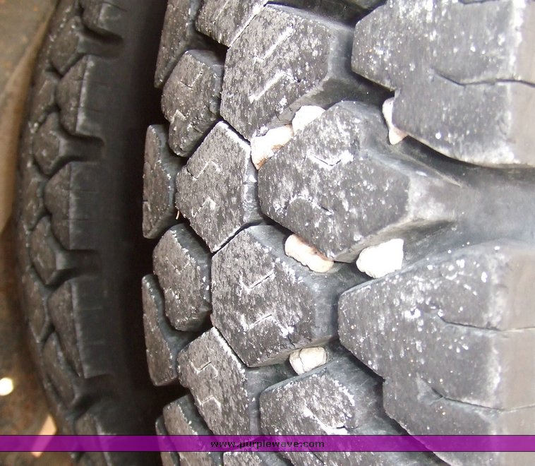 image for item 6000 1989 Chevrolet S6000 Wayne body bus