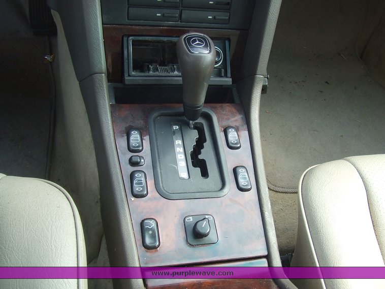 image for item 6001 1996 Mercedes Benz C220