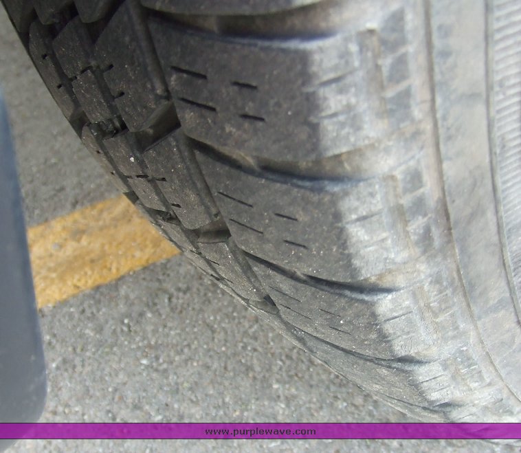 image for item 6001 1996 Mercedes Benz C220