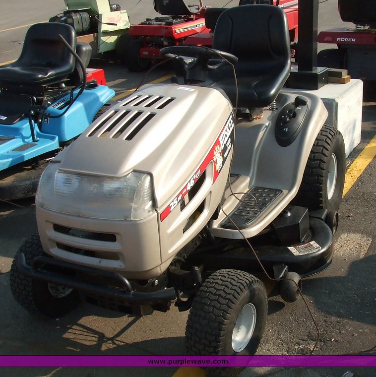 image for item 6005 Huskee yard tractor