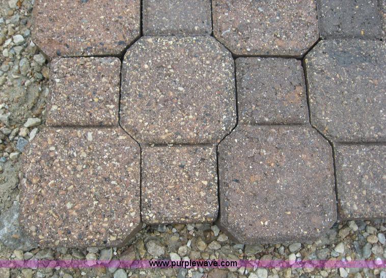 image for item 6940 (225) key-fit brick pavers on pallet