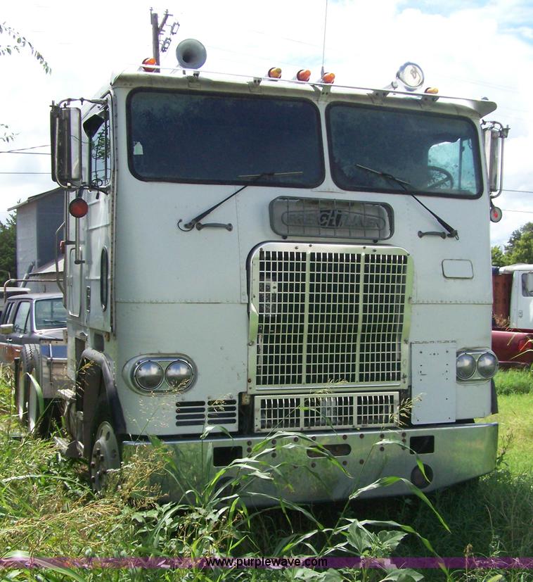 image for item 8357 1979 Freightliner semi tractor truck