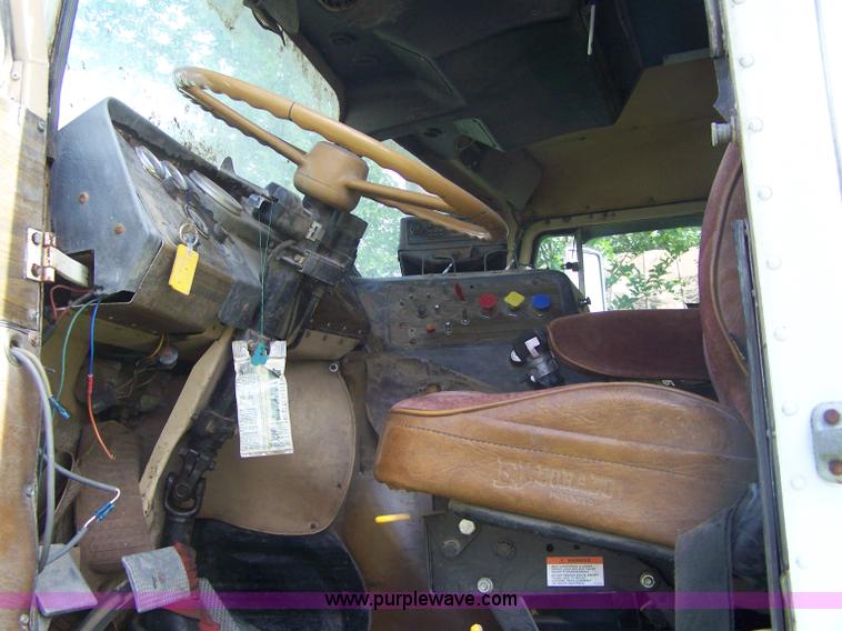 image for item 8357 1979 Freightliner semi tractor truck