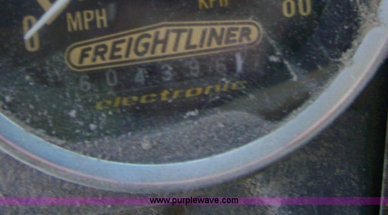 image for item 8357 1979 Freightliner semi tractor truck