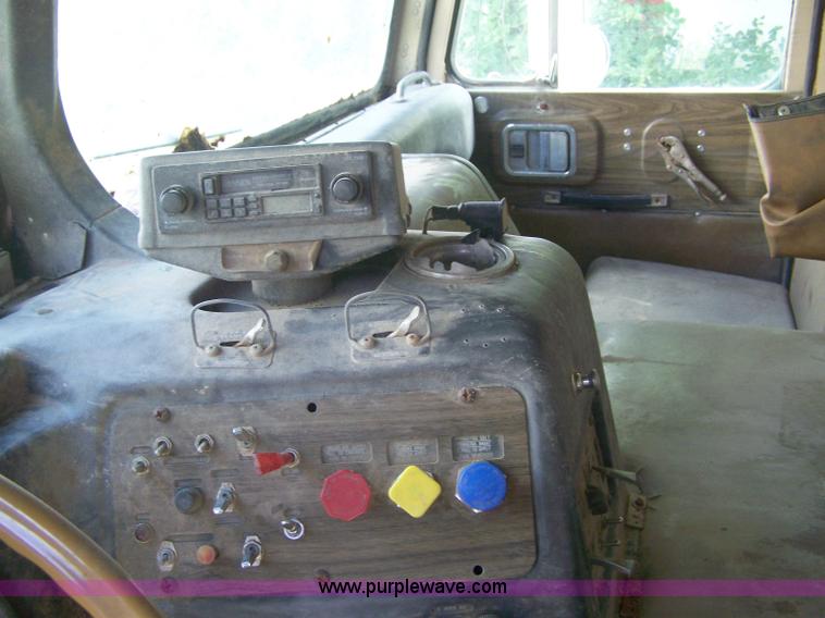 image for item 8357 1979 Freightliner semi tractor truck