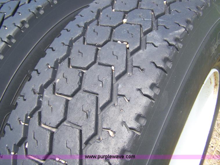 image for item 8357 1979 Freightliner semi tractor truck