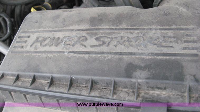 image for item 8586 2000 Ford E450 Super Duty 14-passenger bus