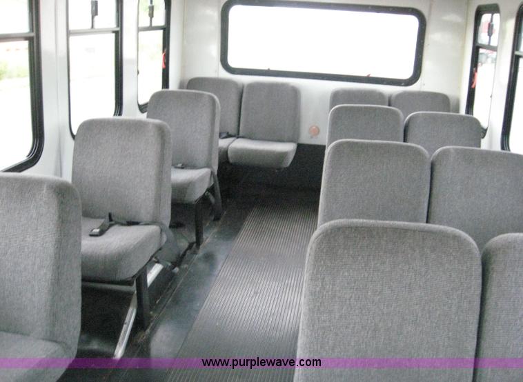 image for item 8587 1998 Ford E350 13-passenger bus