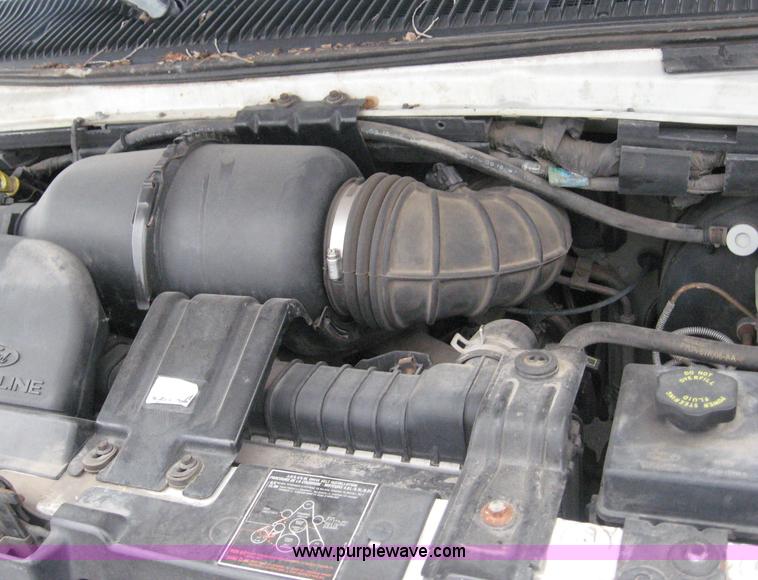 image for item 8587 1998 Ford E350 13-passenger bus