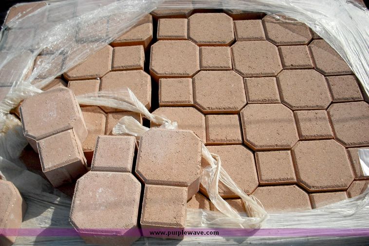 Pallet of Pavestone Decorastone oversize standard pavers in New