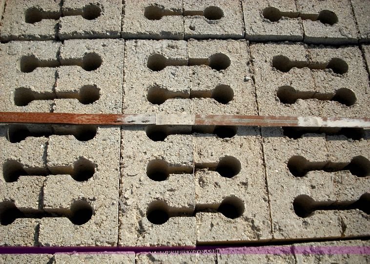 image for item 2008 Pallet of Tuscany jumbo brick