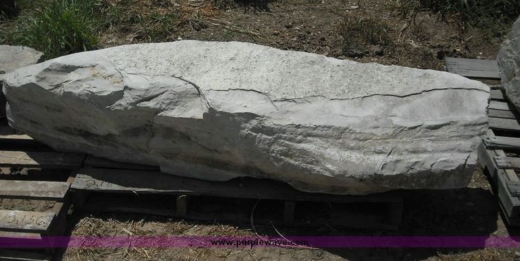 Valley boulder in New Braunfels, TX | Item 2157 sold | Purple Wave