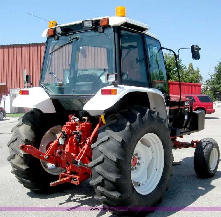 image for item 5253 1997 New Holland 6640SL tractor