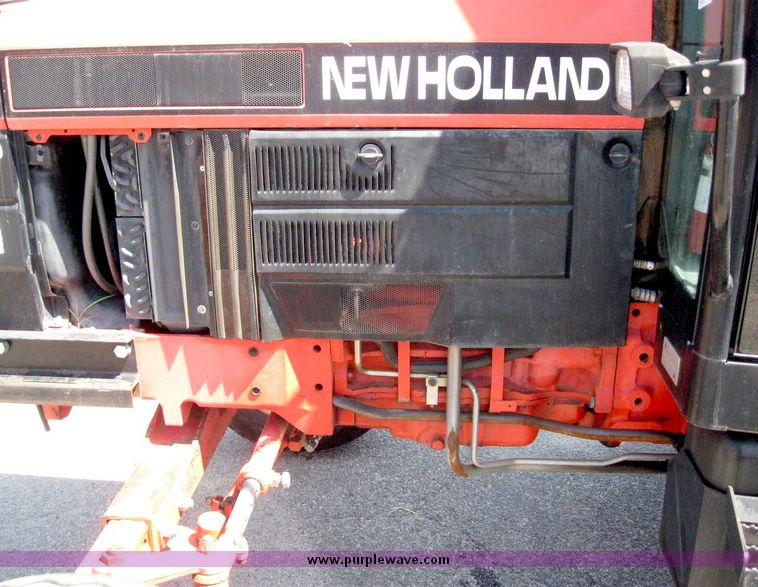 image for item 5253 1997 New Holland 6640SL tractor