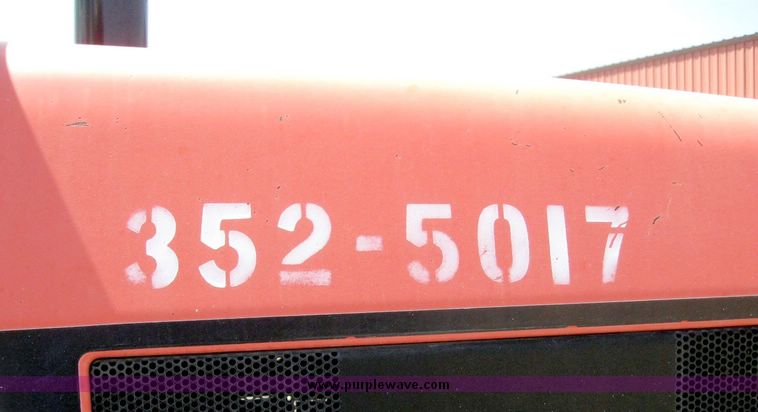 image for item 5253 1997 New Holland 6640SL tractor