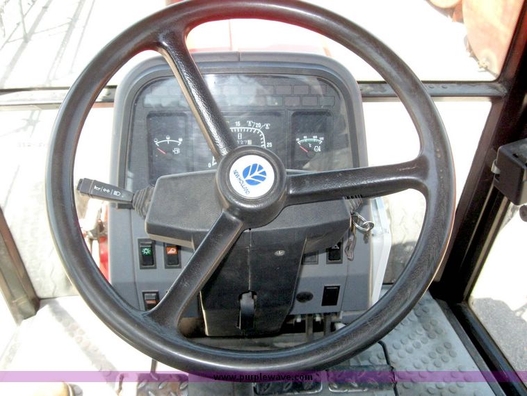 image for item 5254 1996 New Holland 6640SL tractor