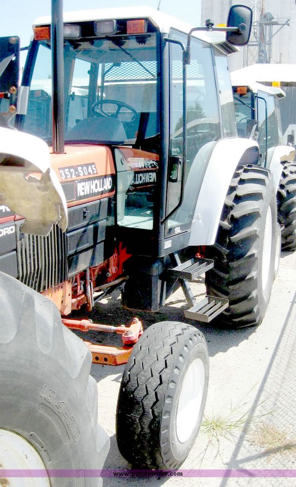 image for item 5255 1996 New Holland 6640SL tractor