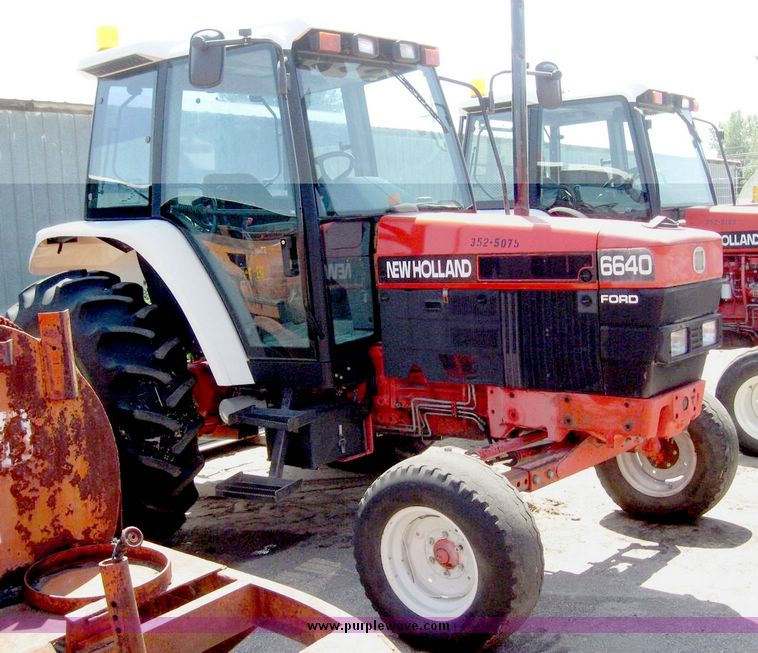 image for item 5257 1996 New Holland 6640SL tractor
