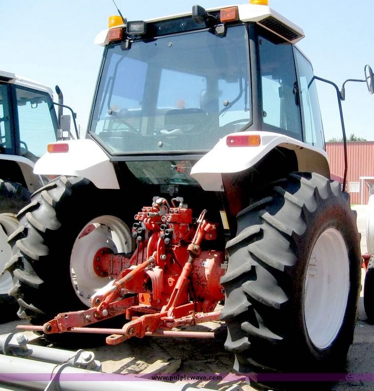 image for item 5257 1996 New Holland 6640SL tractor