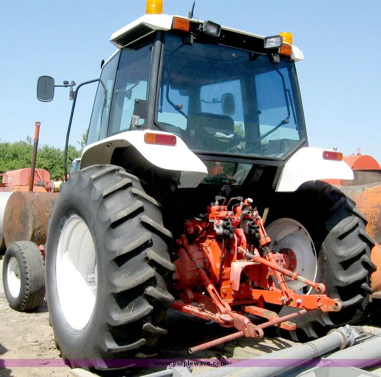 image for item 5257 1996 New Holland 6640SL tractor