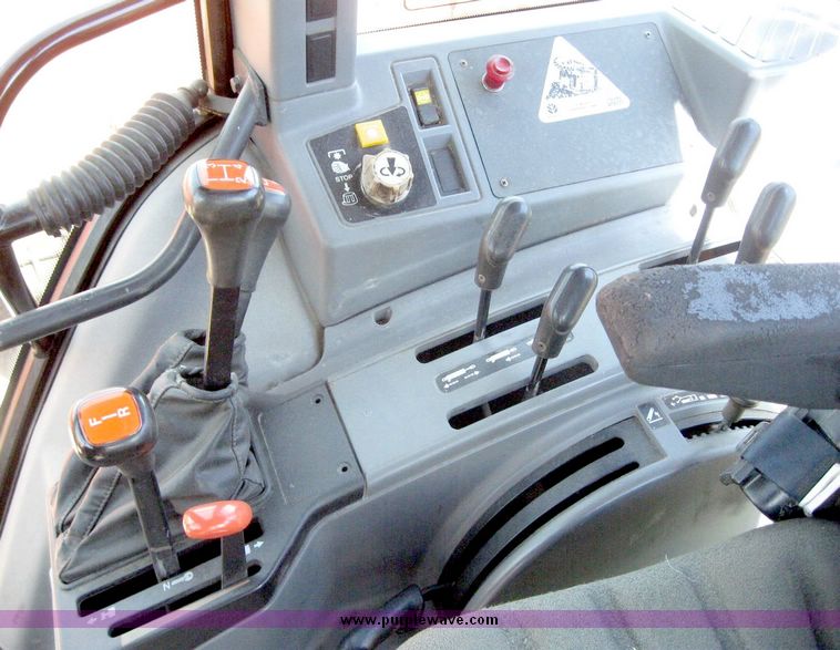 image for item 5257 1996 New Holland 6640SL tractor