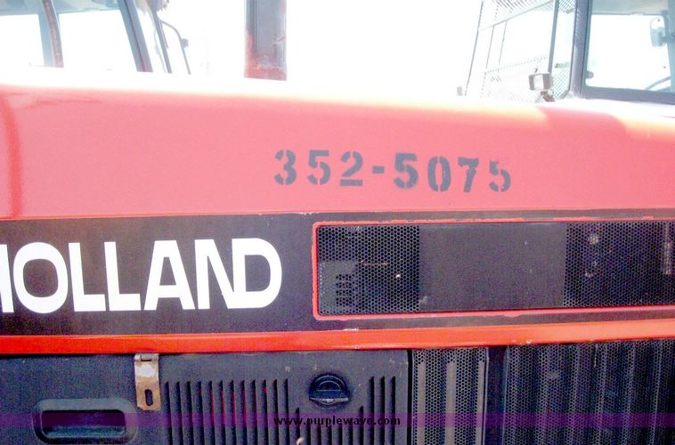 image for item 5257 1996 New Holland 6640SL tractor