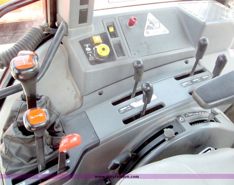 image for item 5259 1996 New Holland 6640SL tractor