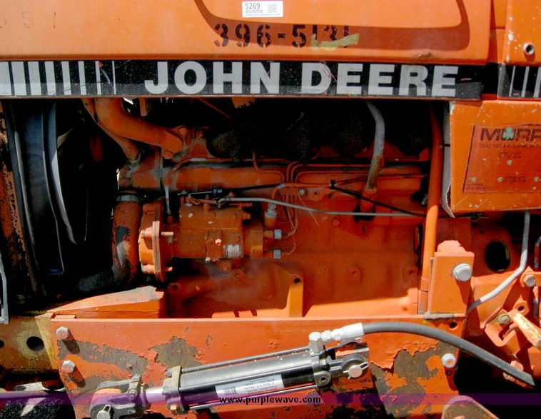 image for item 5269 1991 John Deere 2555 tractor