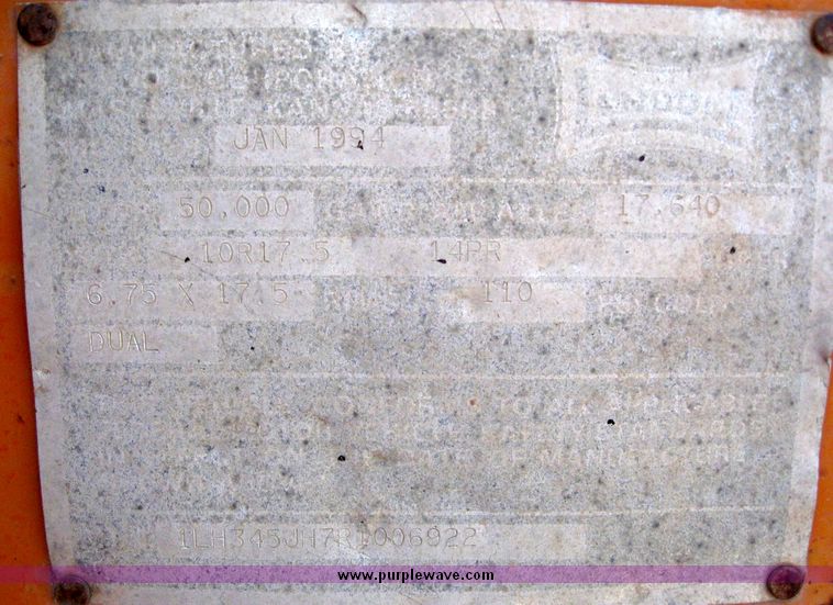 image for item 5271 1993 Landoll 15 ton trailer