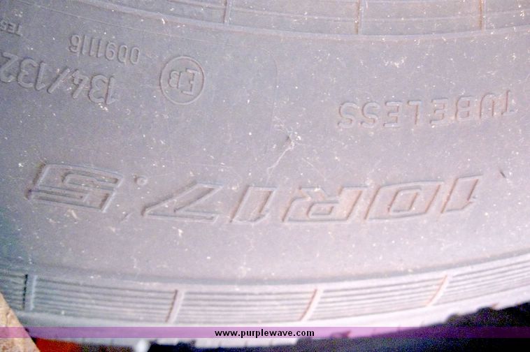 image for item 5271 1993 Landoll 15 ton trailer