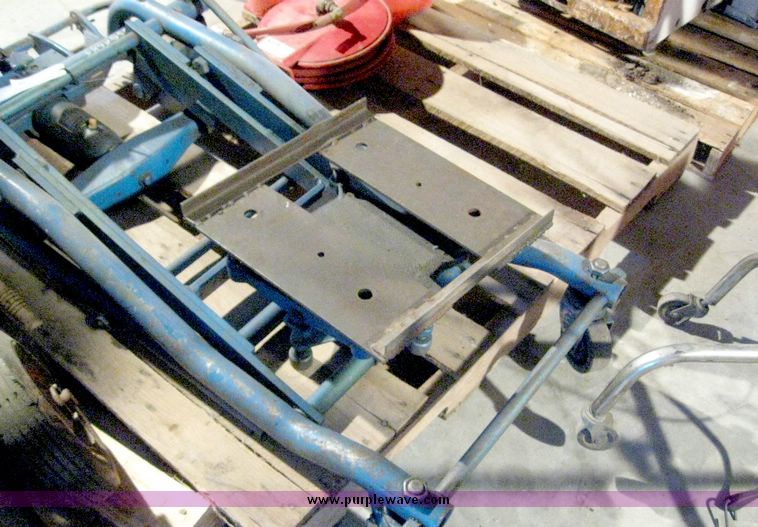 1985 Lincoln 1 ton transmission jack in Hutchinson, KS Item 5274 sold