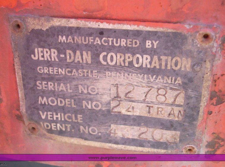 image for item 5349 1985 GMC Top Kick ME6500 C7D064 rollback truck