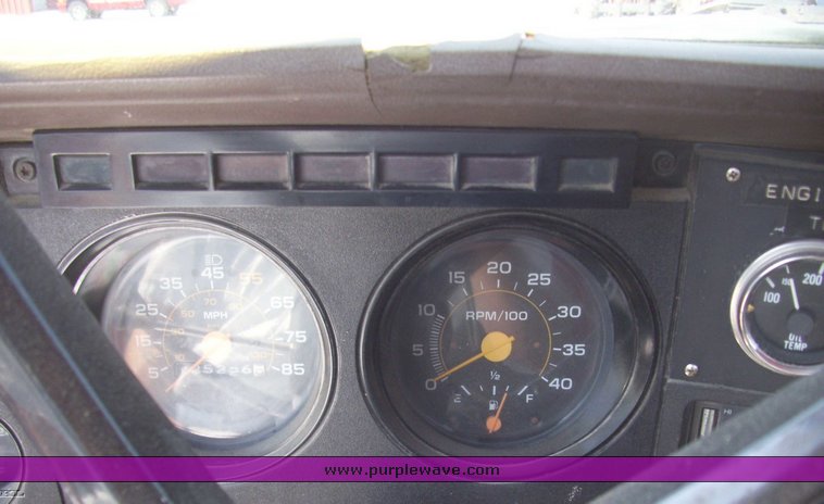 image for item 5349 1985 GMC Top Kick ME6500 C7D064 rollback truck