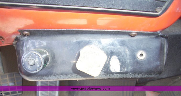 image for item 5349 1985 GMC Top Kick ME6500 C7D064 rollback truck