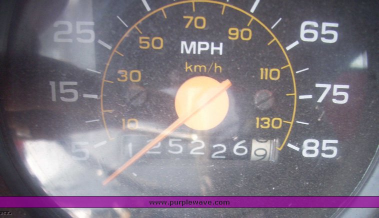 image for item 5349 1985 GMC Top Kick ME6500 C7D064 rollback truck