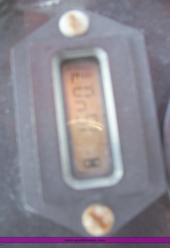 image for item 5351 1993 Ingersoll Rand PT-125R pneumatic roller