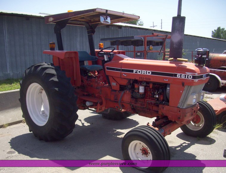 image for item 5352 1989 Ford 6610 tractor