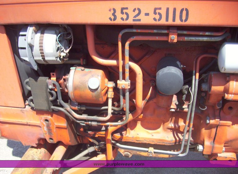 image for item 5352 1989 Ford 6610 tractor