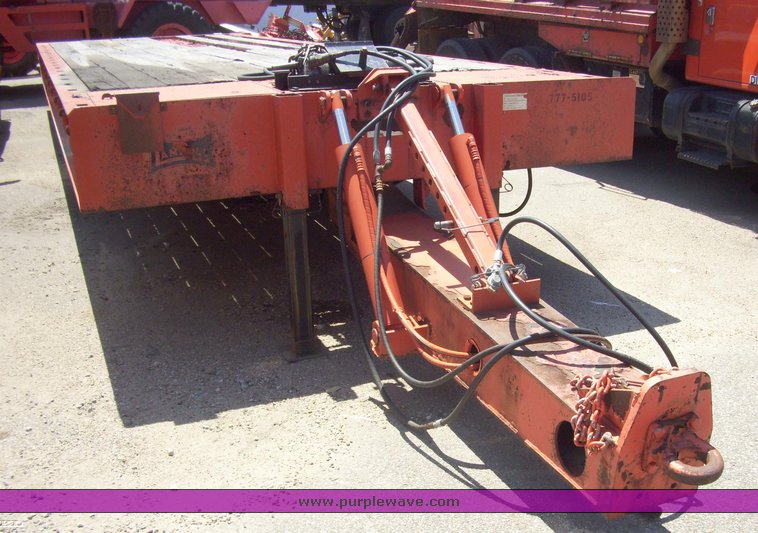 image for item 5355 1996 Landoll 15 ton trailer