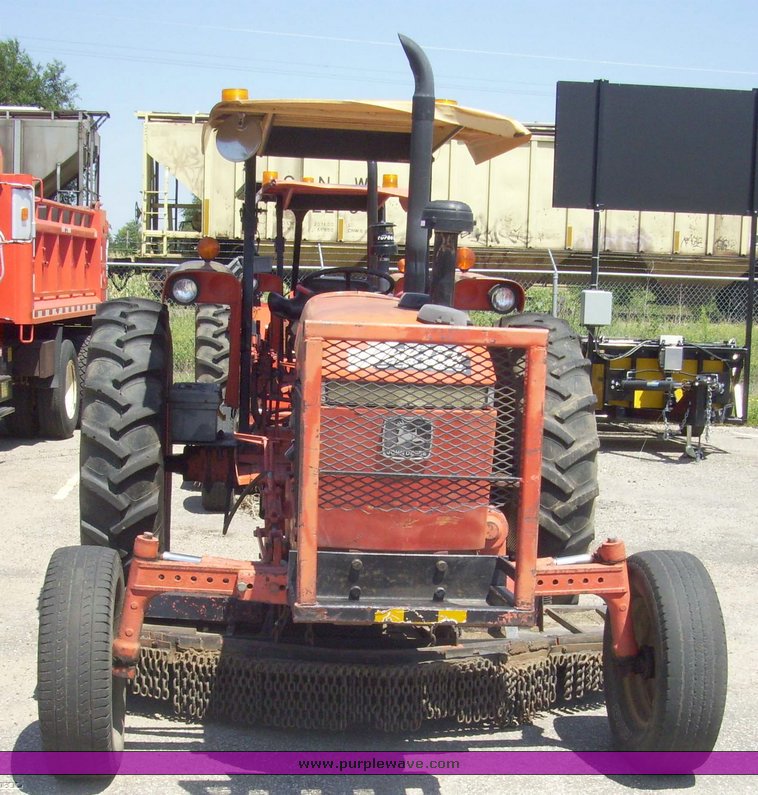 image for item 5367 1991 John Deere 2555 tractor