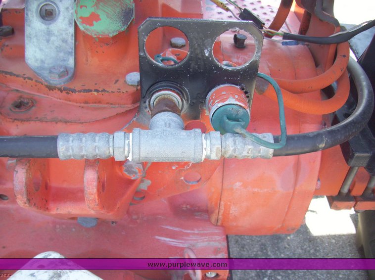 image for item 5367 1991 John Deere 2555 tractor