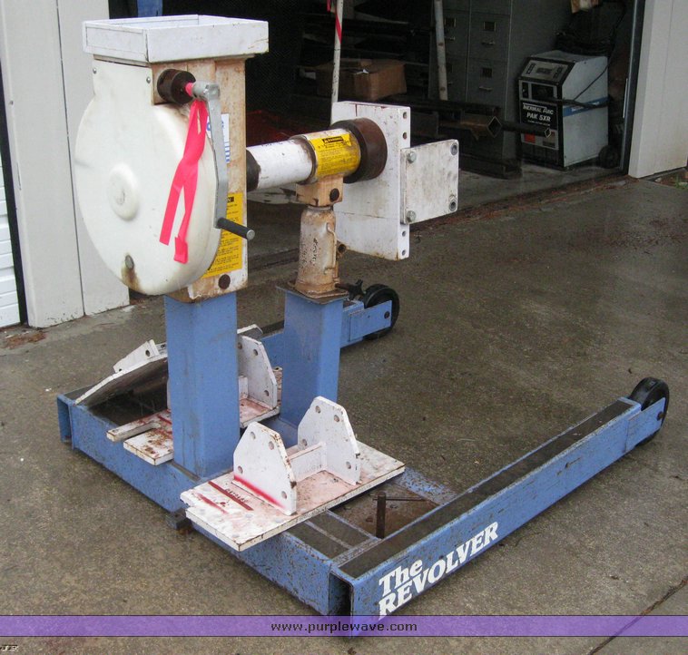 image for item 6845 1990 OTC 1750 heavy duty engine stand