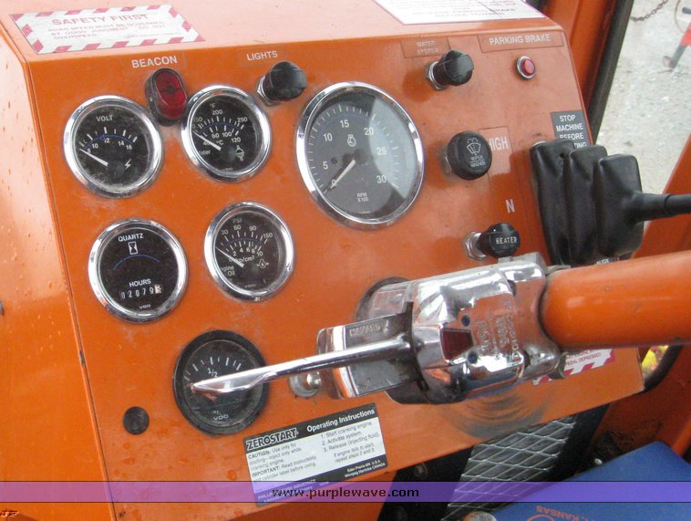 image for item 6860 1998 Broce RC-350 self propelled broom