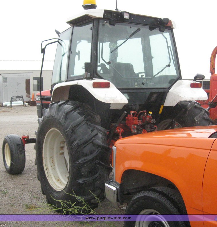 image for item 6867 1997 New Holland 6640SL tractor