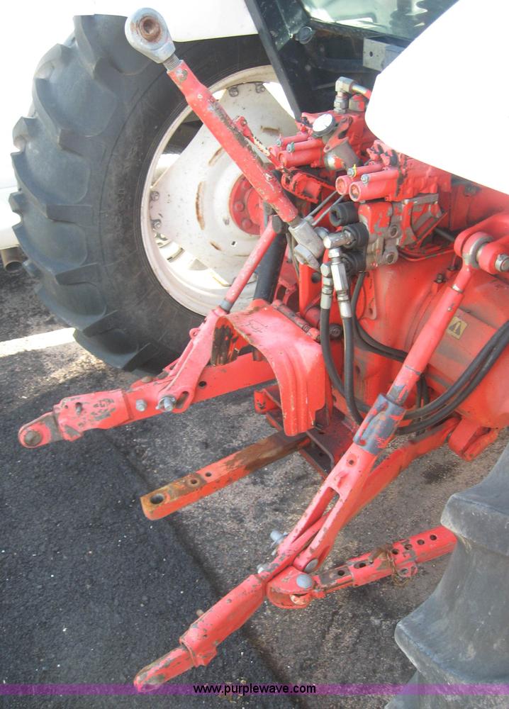 image for item 8405 1996 New Holland 7740SL wheel tractor