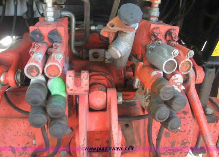 image for item 8428 1996 New Holland 6640SL tractor