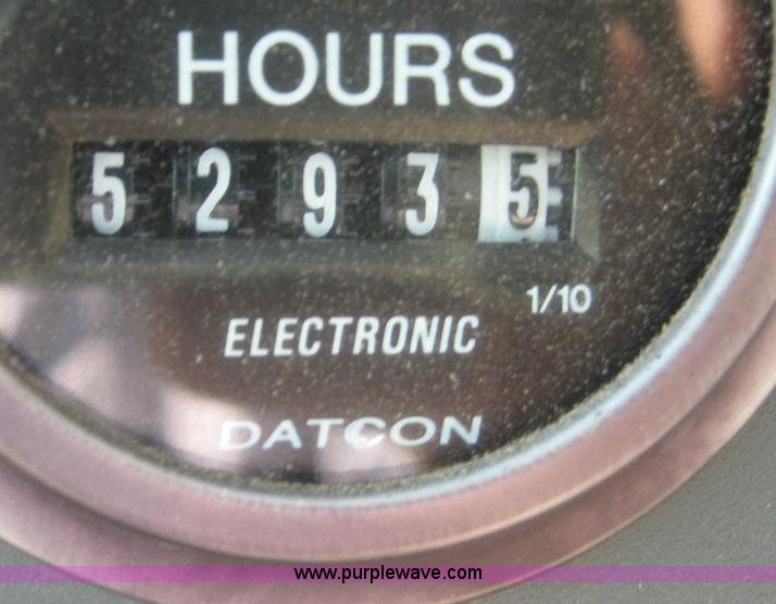 image for item 8428 1996 New Holland 6640SL tractor