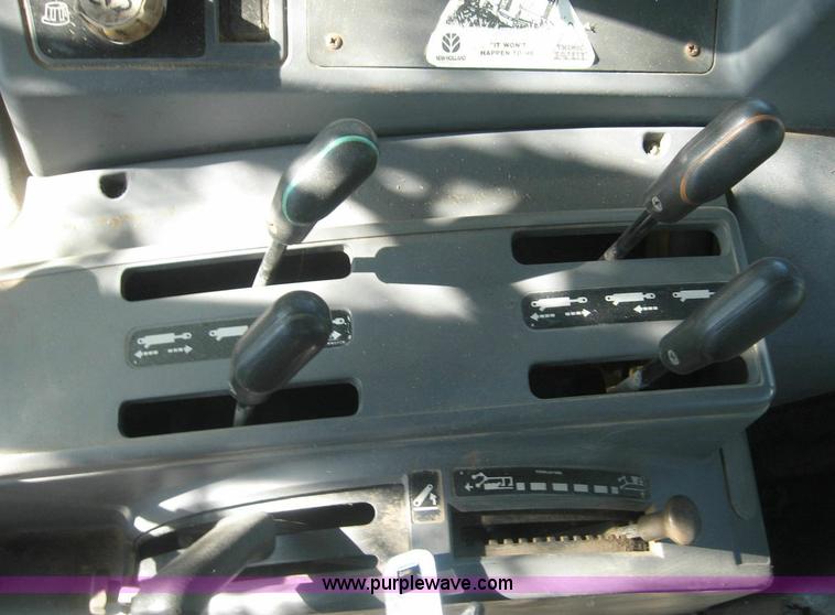 image for item 8429 1996 New Holland 6640SL tractor