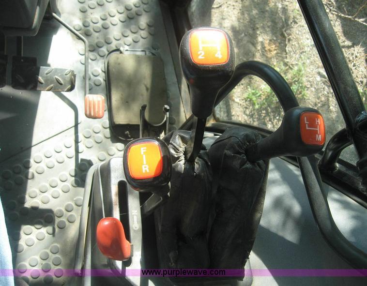 image for item 8429 1996 New Holland 6640SL tractor